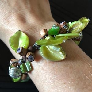 Lime green shell and wooden bead bracelet